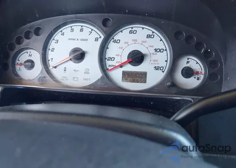 2004 Ford Escape Xlt z USA, uszkodzony, nr VIN 1FMYU93104KB26669